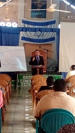 Pastor Óscar A Cubillo