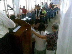 Adoración en el templo del señor